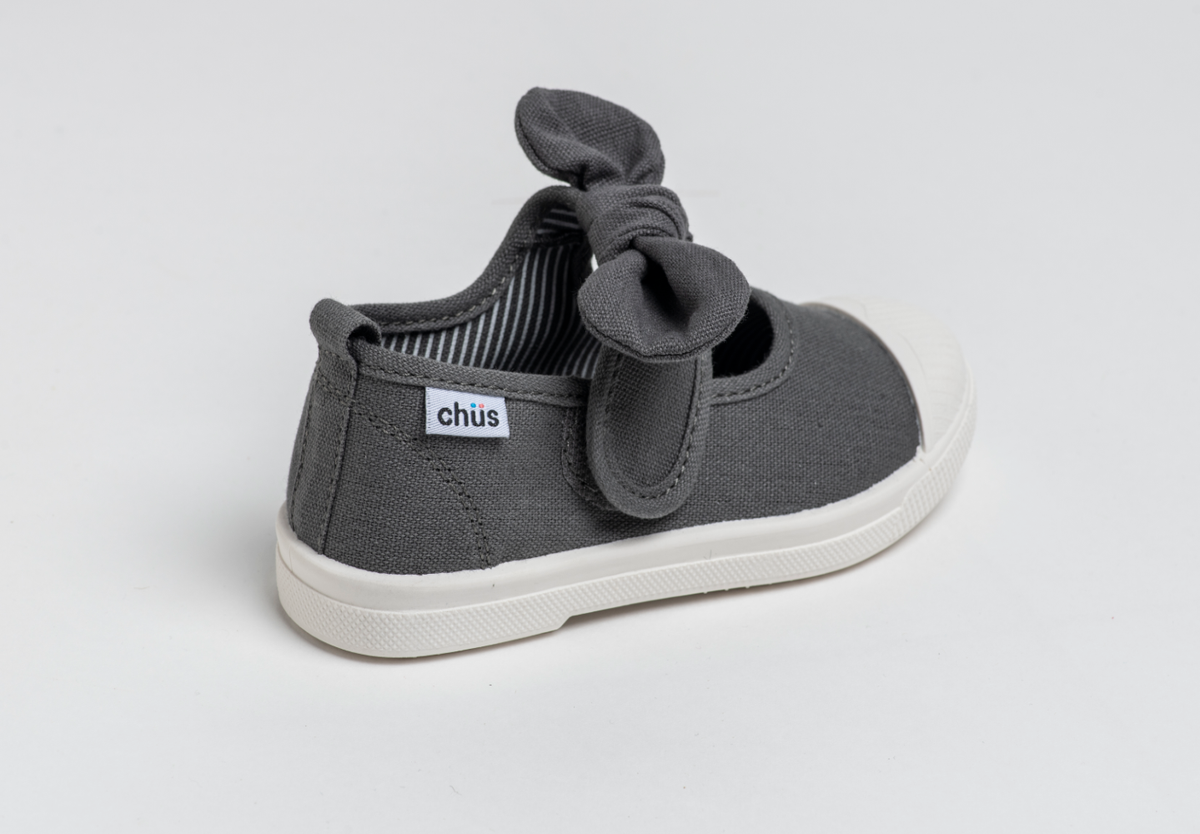 Athena Grey CHUS